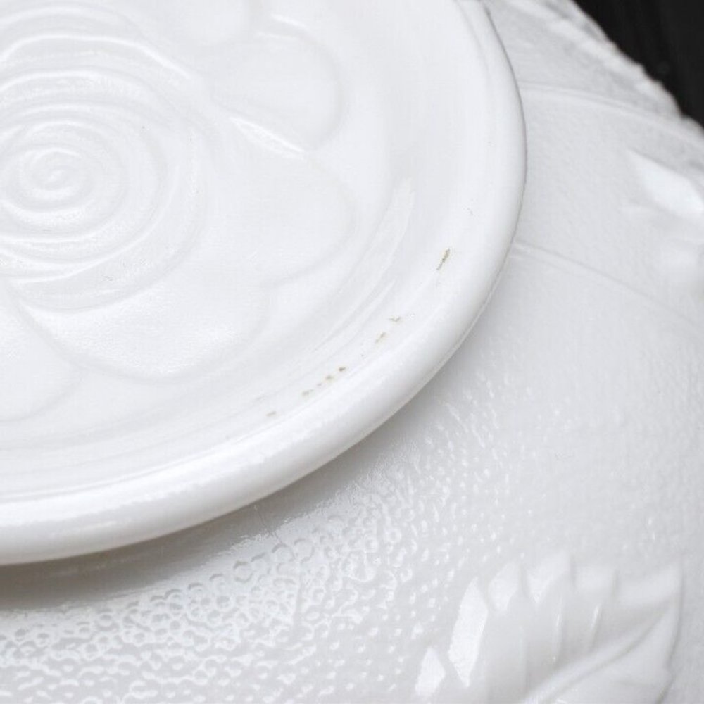 Vintage Milk Glass Floral Bowl, Ruffled, Scalloped, Roses - Picture 7 of 9